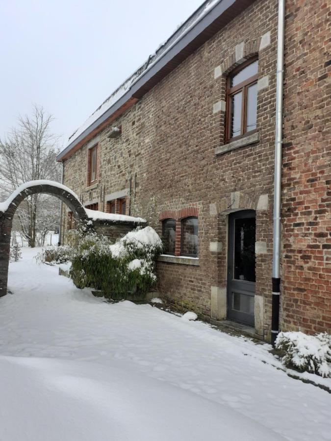 Le Repos Du Nomade B&B 7 Personnes Manhay Eksteriør billede