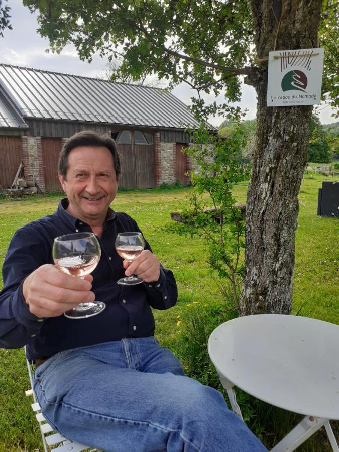 Le Repos Du Nomade B&B 7 Personnes Manhay Eksteriør billede